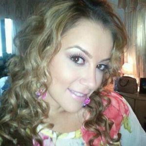 Meet your Posher, Ofelia